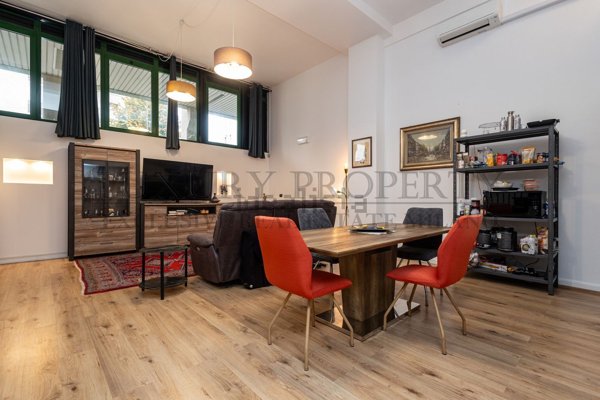 appartamento in vendita a Milano in zona Dergano