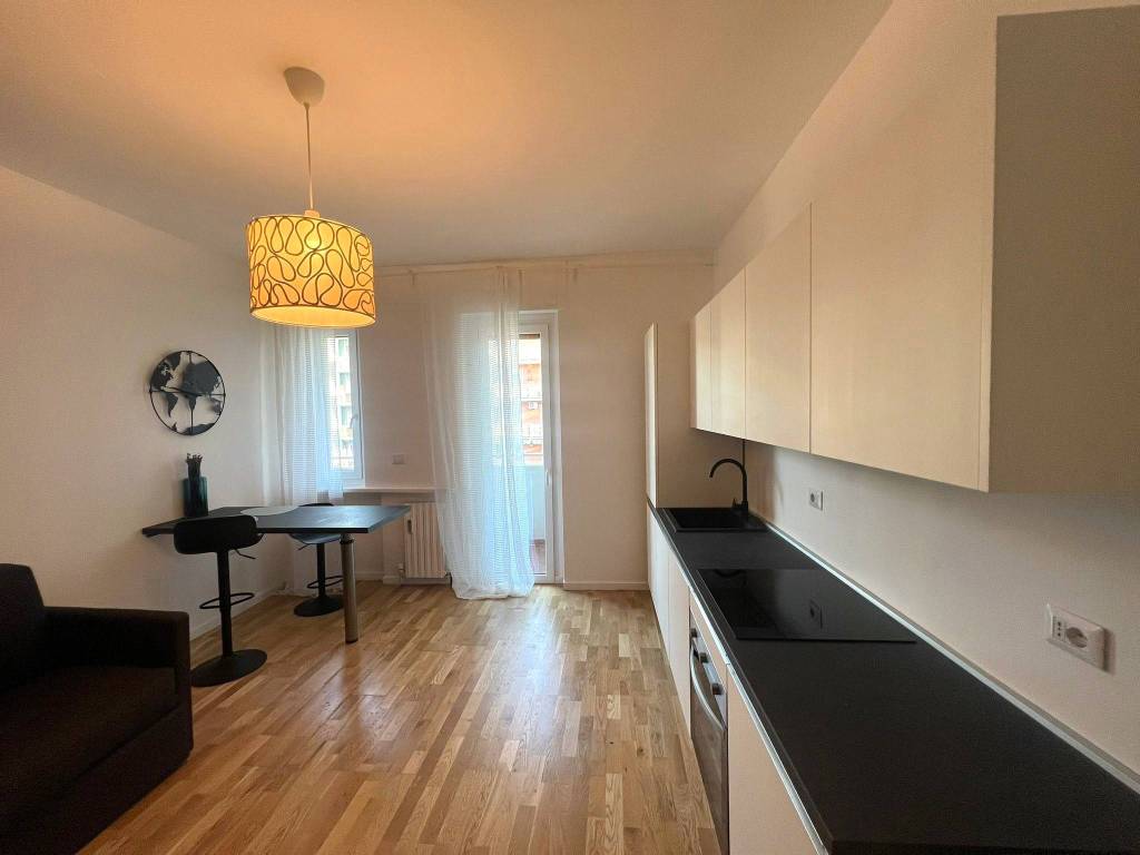 appartamento in vendita a Milano in zona Affori