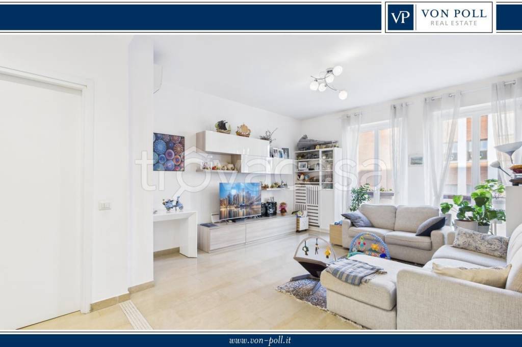 appartamento in vendita a Milano in zona Greco