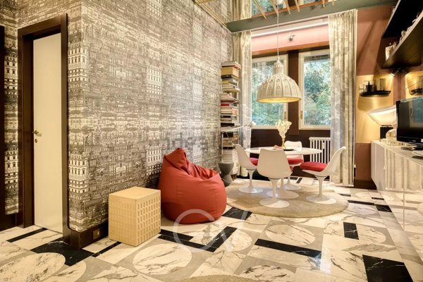 appartamento in vendita a Milano in zona Guastalla