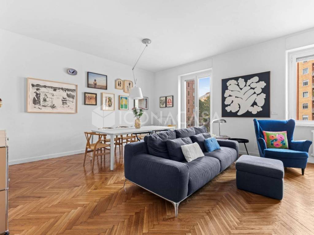 appartamento in vendita a Milano in zona Centro Direzionale