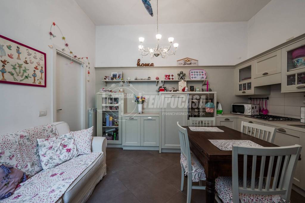 appartamento in vendita a Milano in zona Bocconi