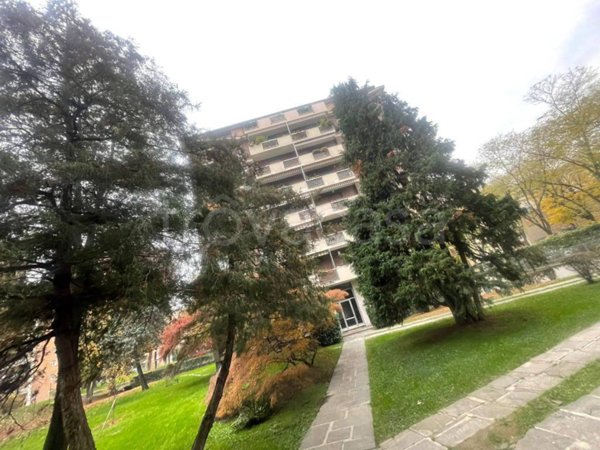 appartamento in vendita a Milano in zona Città Studi