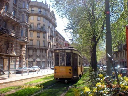negozio in vendita a Milano in zona Porta Romana