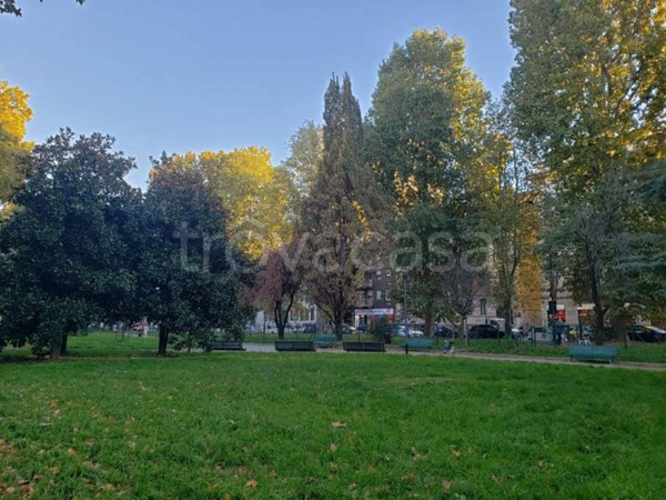 appartamento in vendita a Milano in zona Bocconi