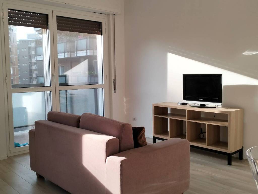 appartamento in vendita a Milano in zona Famagosta