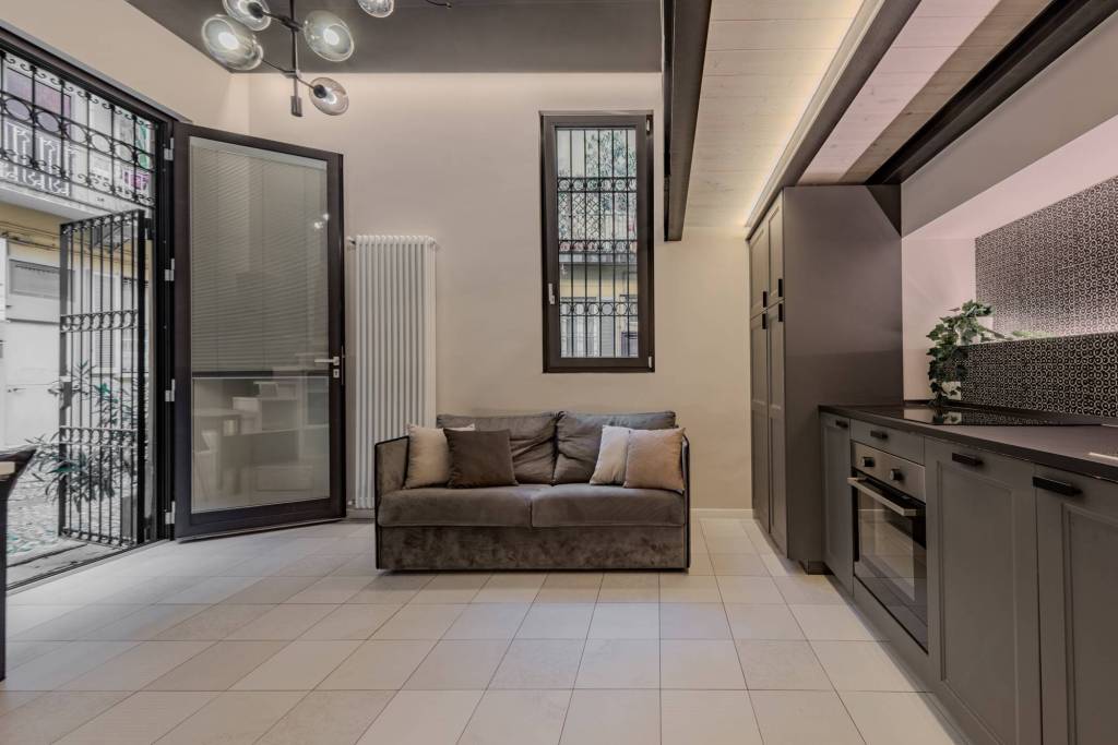 appartamento in vendita a Milano in zona Loreto