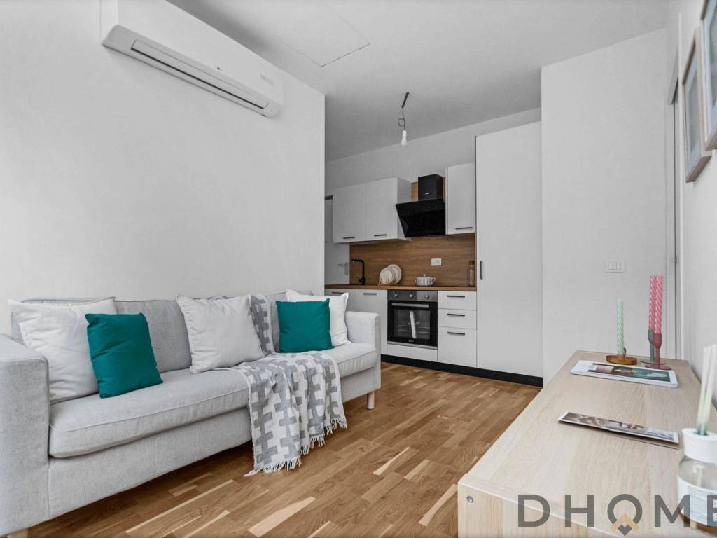 appartamento in vendita a Milano in zona Adriano