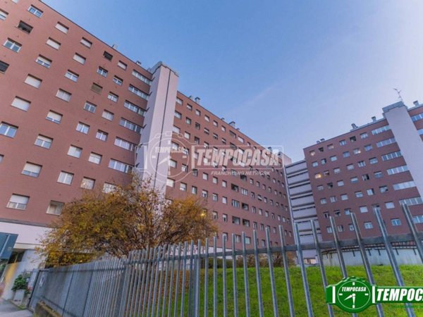 appartamento in vendita a Milano in zona Quarto Cagnino