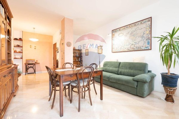 appartamento in vendita a Milano in zona Rottole