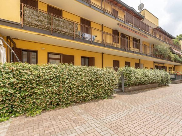 appartamento in vendita a Milano in zona Vigentino