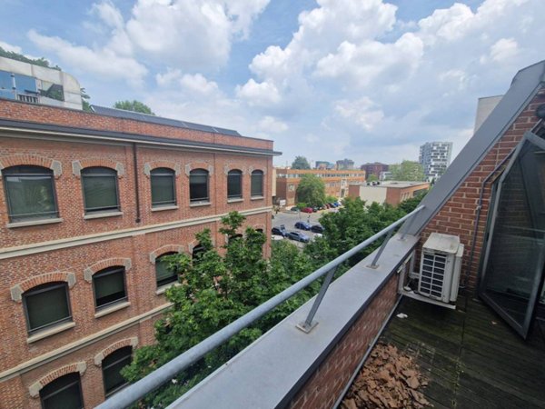 ufficio in vendita a Milano in zona Bicocca