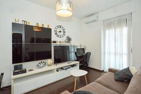 appartamento in vendita a Milano in zona Adriano