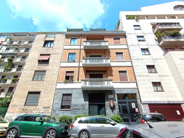 appartamento in vendita a Milano in zona Loreto