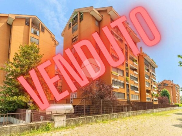 appartamento in vendita a Milano in zona Chiesa Rossa