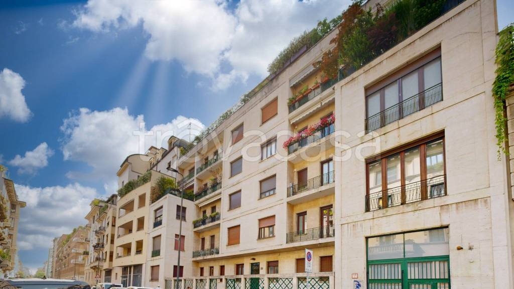 appartamento in vendita a Milano in zona Centro Storico