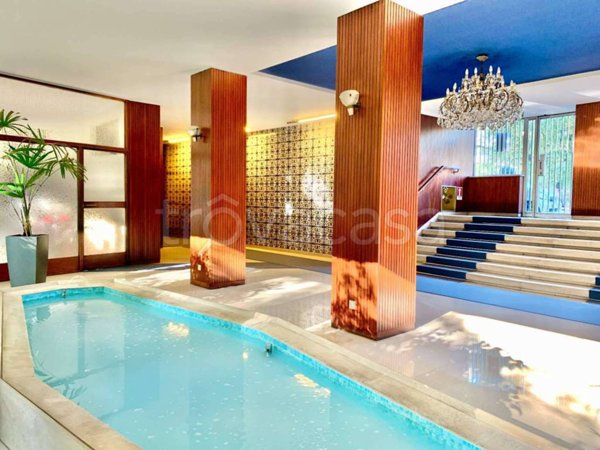 appartamento in vendita a Milano in zona Sempione