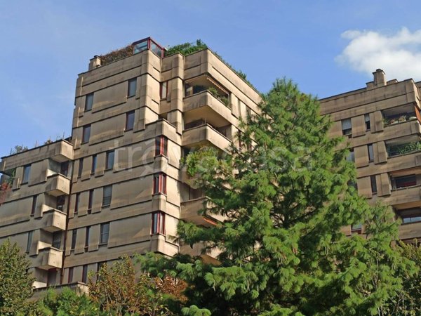 locale commerciale in vendita a Milano