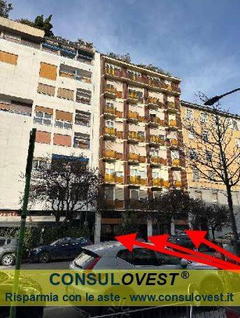 negozio in vendita a Milano in zona Sempione