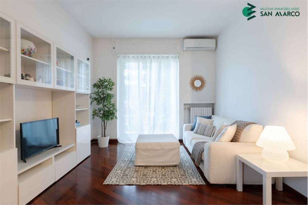 appartamento in vendita a Milano in zona Città Studi
