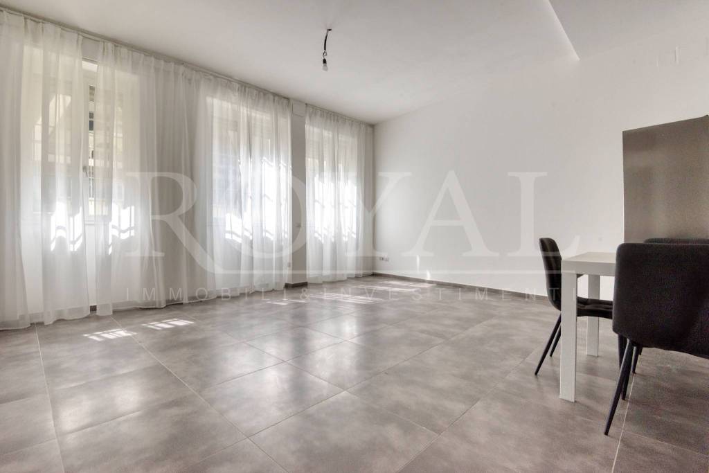 ufficio in vendita a Milano in zona Città Studi