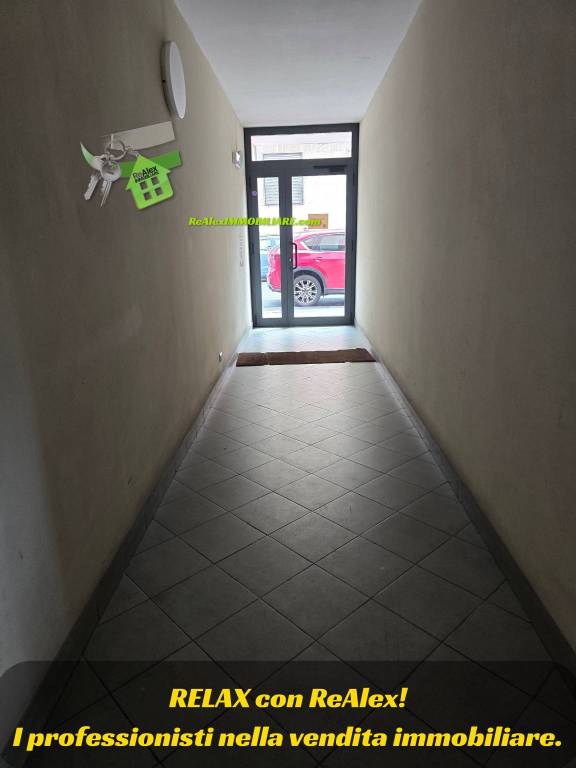 locale commerciale in vendita a Milano