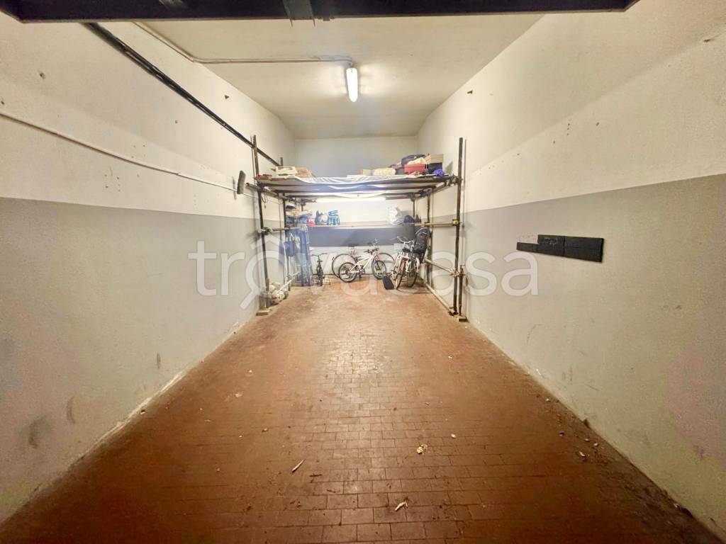 negozio in vendita a Milano in zona Gorla