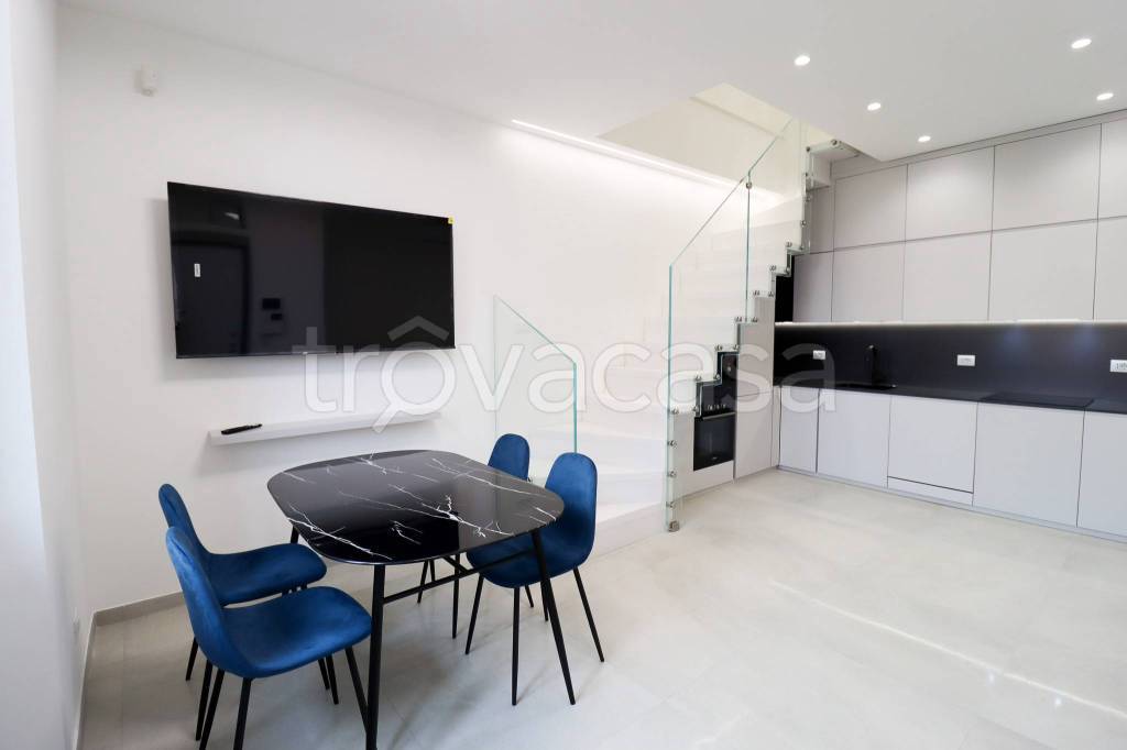 appartamento in vendita a Milano in zona Affori