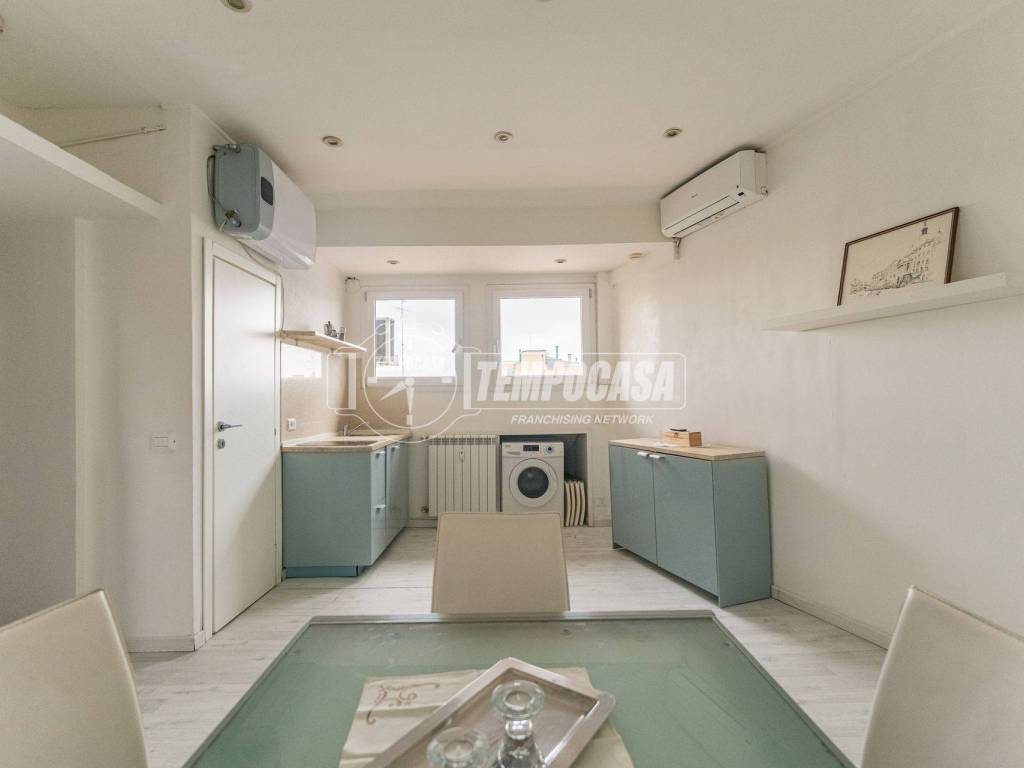 appartamento in vendita a Milano in zona Dergano