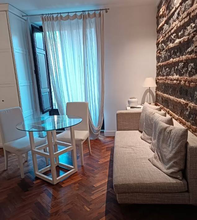 appartamento in vendita a Milano in zona Sempione