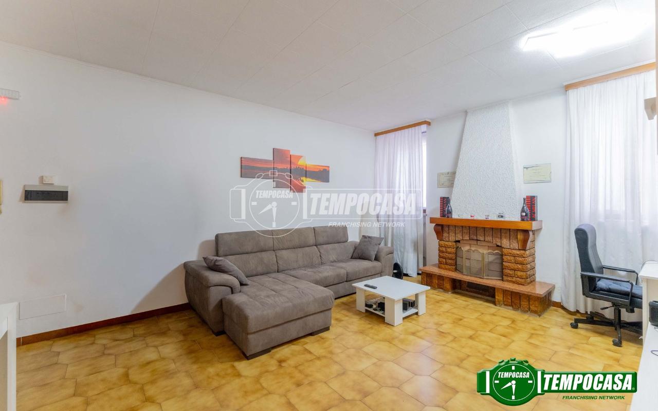 appartamento in vendita a Milano in zona Garegnano