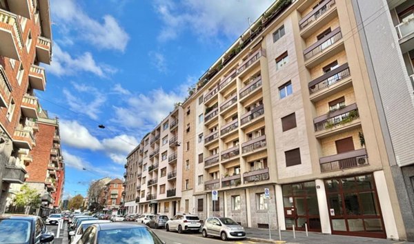 appartamento in vendita a Milano in zona Sempione