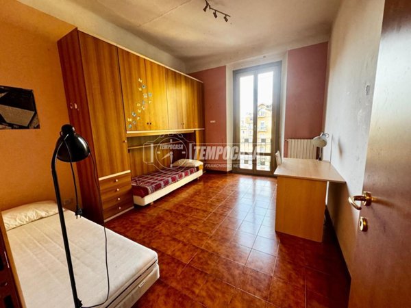 appartamento in vendita a Milano in zona Lambrate