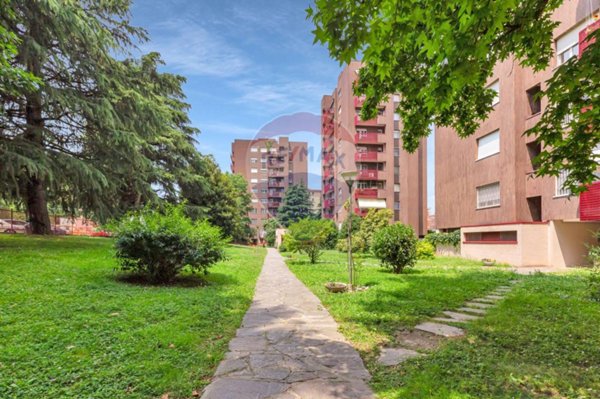 appartamento in vendita a Milano in zona Monluè