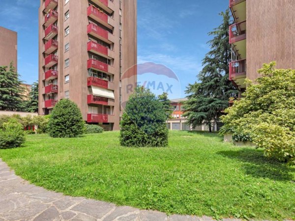 appartamento in vendita a Milano in zona Forlanini