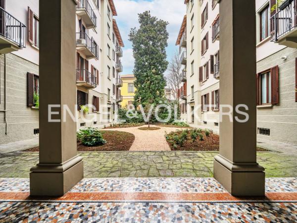 appartamento in vendita a Milano in zona Parco Solari