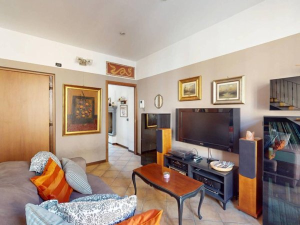 appartamento in vendita a Milano in zona Ortica