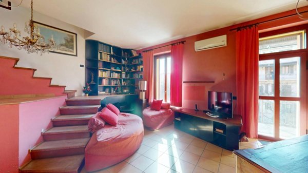 appartamento in vendita a Milano in zona Ortica