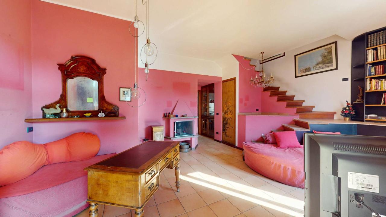 appartamento in vendita a Milano in zona Ortica