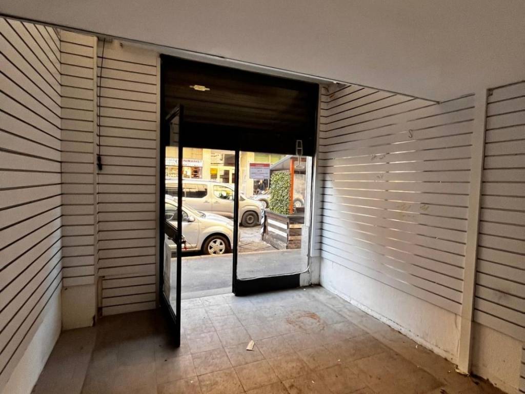 negozio in vendita a Milano