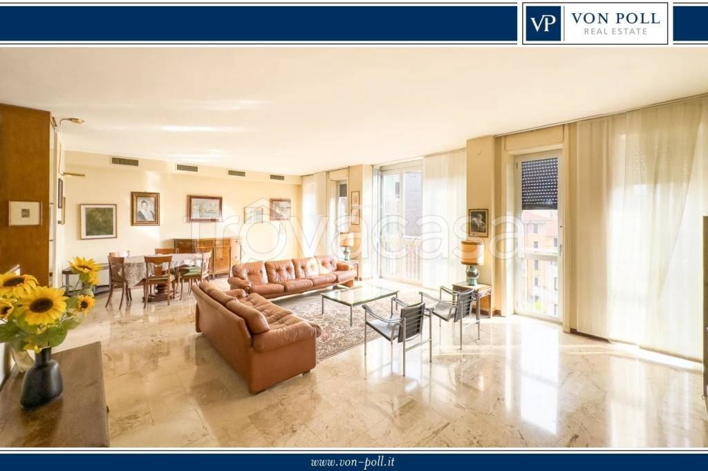 appartamento in vendita a Milano in zona Città Studi