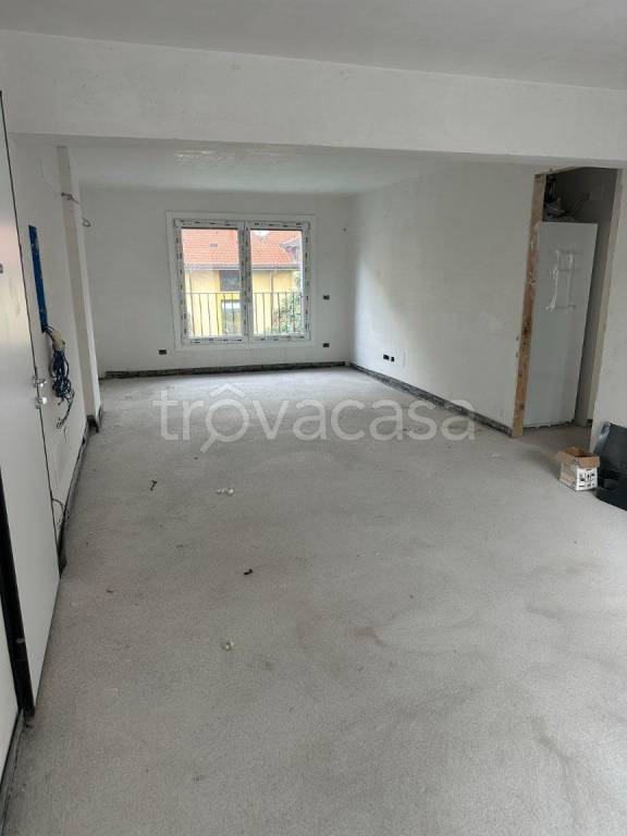 appartamento in vendita a Milano in zona Dergano