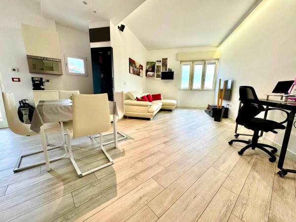 appartamento in vendita a Milano in zona Porta Nuova