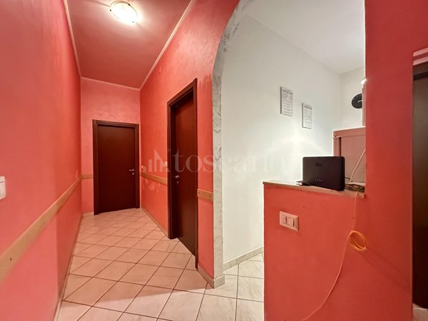 appartamento in vendita a Milano in zona Lorenteggio