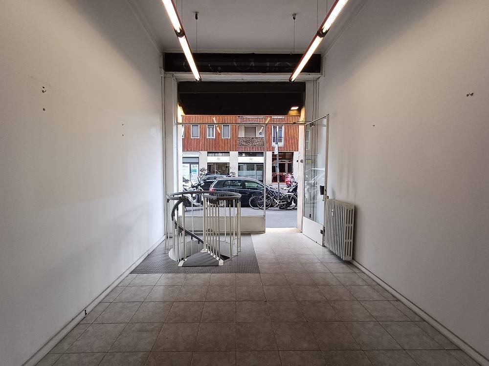 negozio in vendita a Milano in zona Città Studi