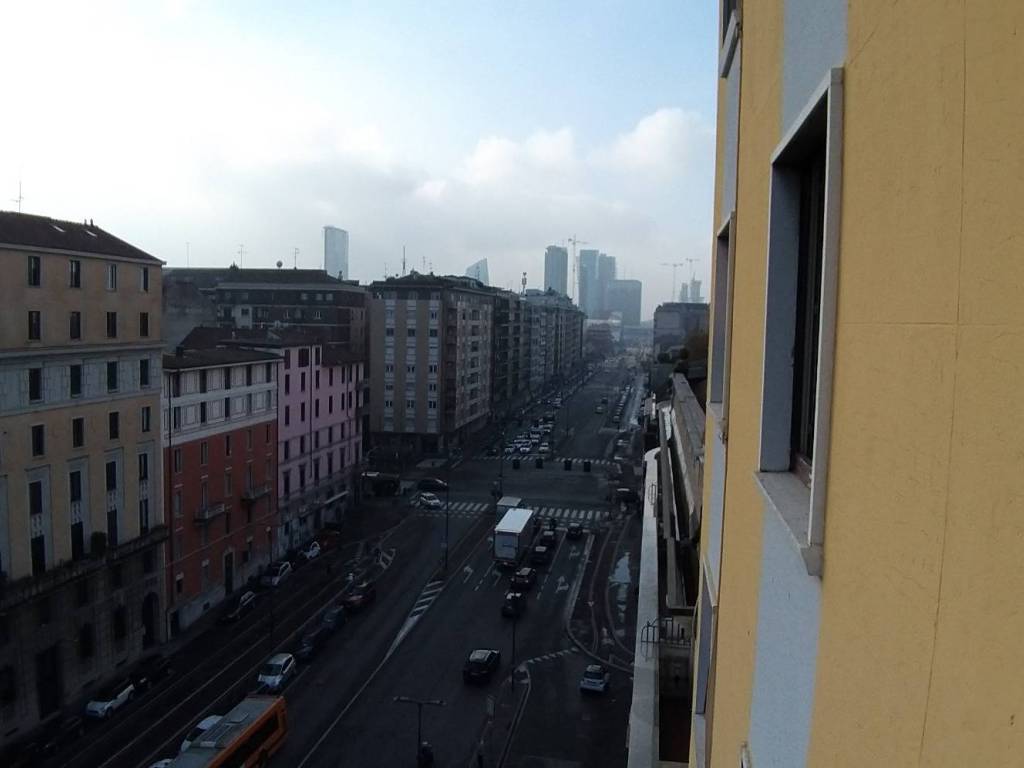 locale commerciale in vendita a Milano in zona Maggiolina