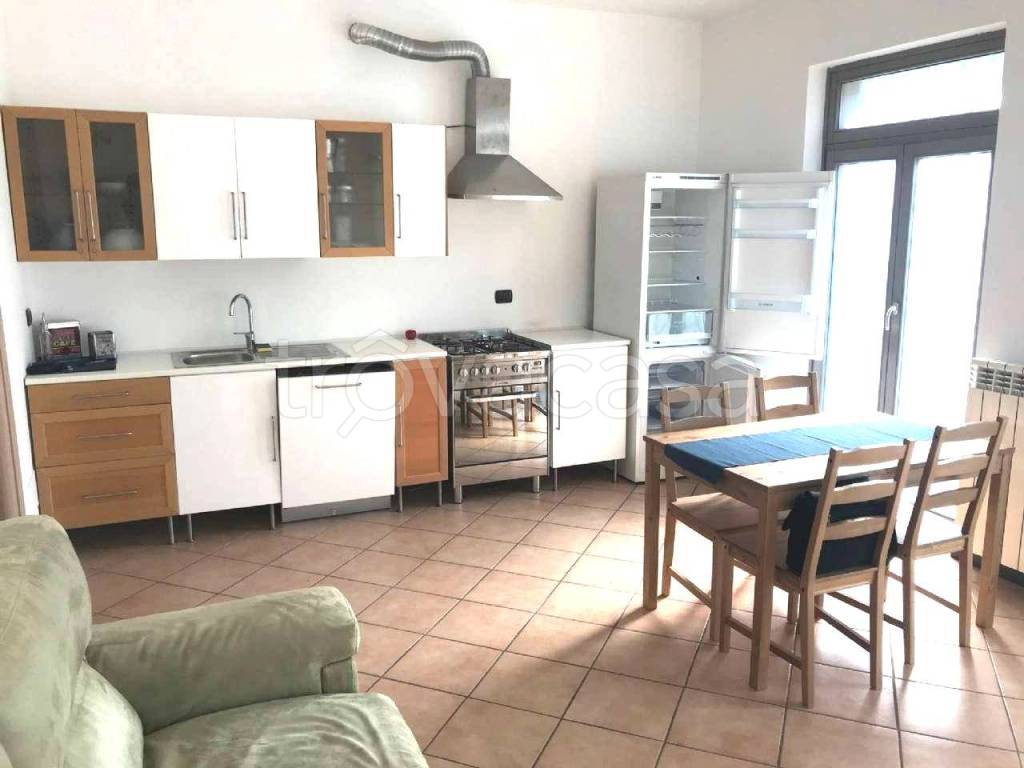 appartamento in vendita a Milano in zona Bocconi