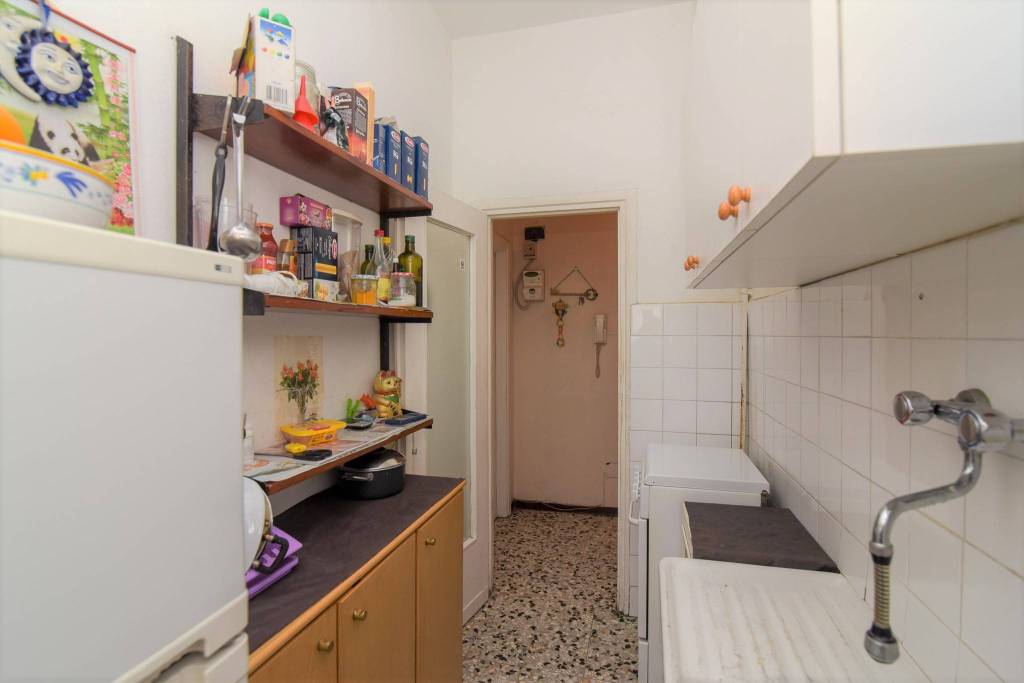 appartamento in vendita a Milano in zona Casoretto