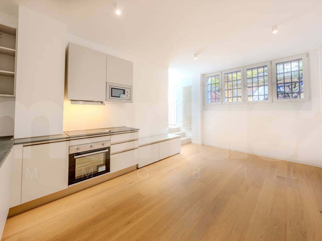 appartamento in vendita a Milano in zona Sempione