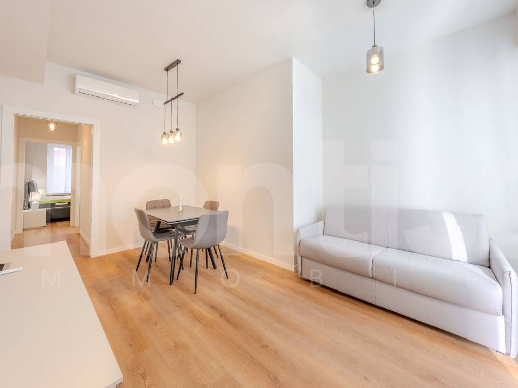 appartamento in vendita a Milano in zona Porta Genova